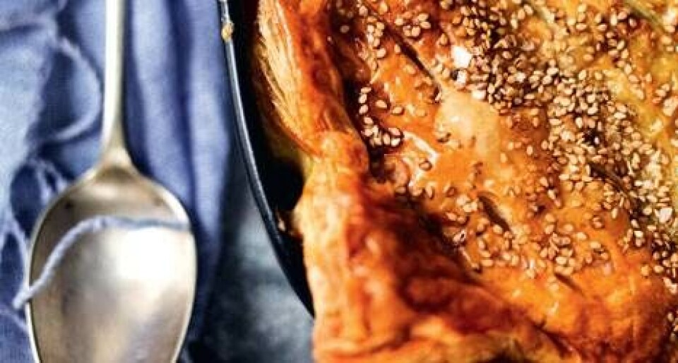 Fisk i spinat med sprødt låg