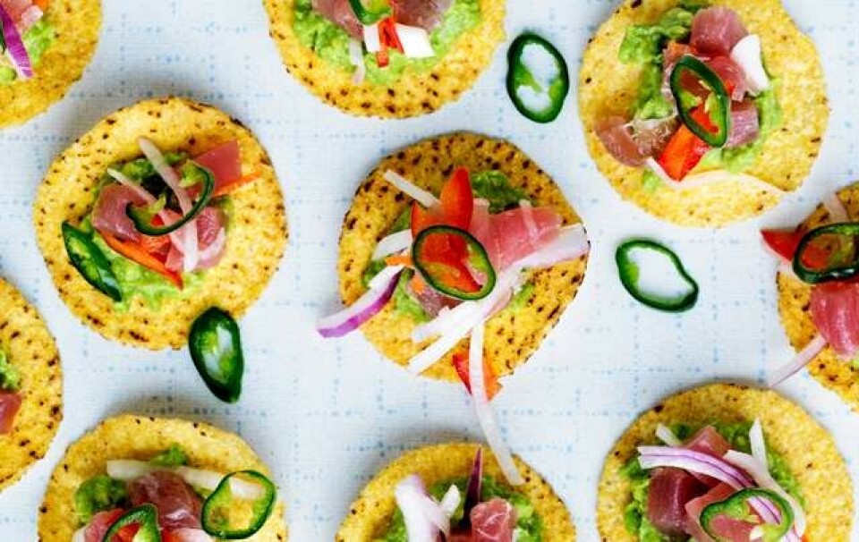 Tostadas med tequilatunceviche og guacamole