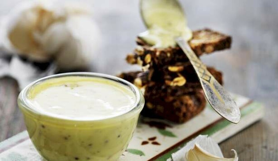 Opskrift på kernerugbrød med aioli