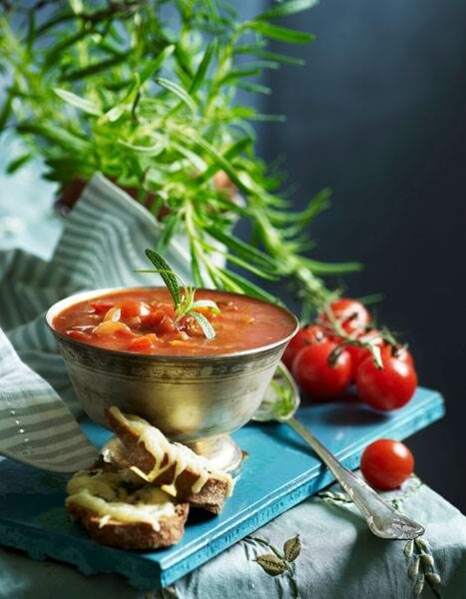 Tomatsuppe med ostebrød