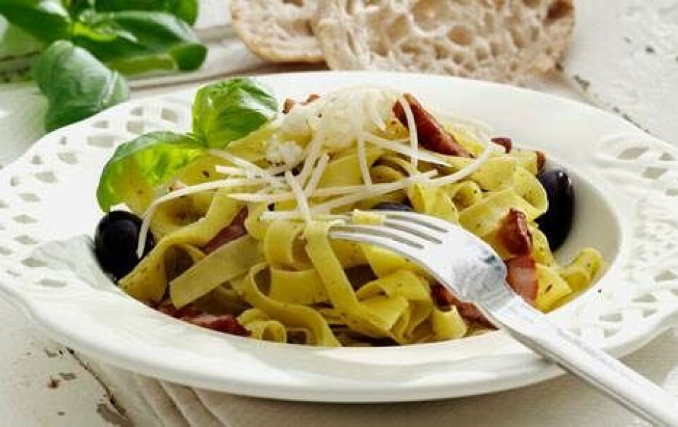 Nem pasta med bacon & pesto