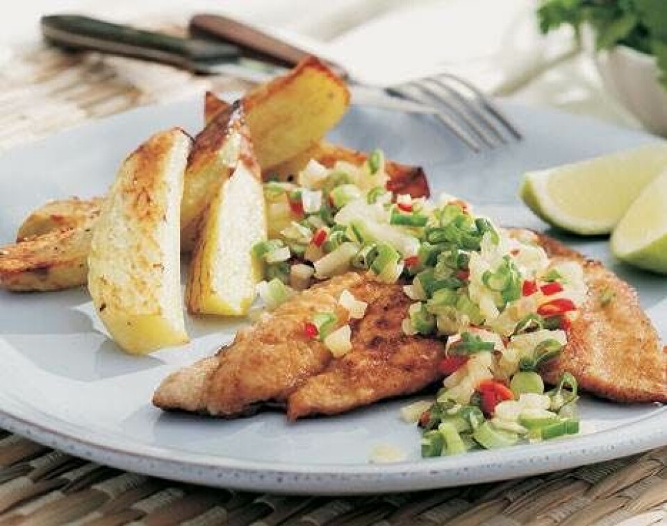 Stegte rødspættefileter med chili