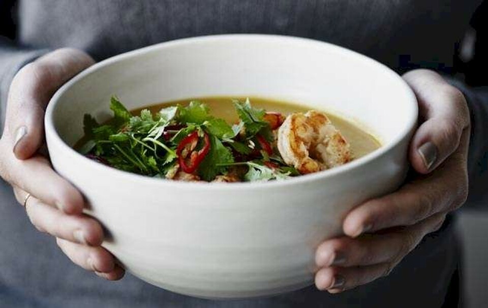 Græskarsuppe med spicy rejer