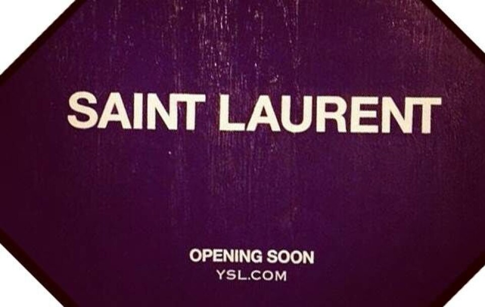Er YSL's 'nye' logo vejen til succes?