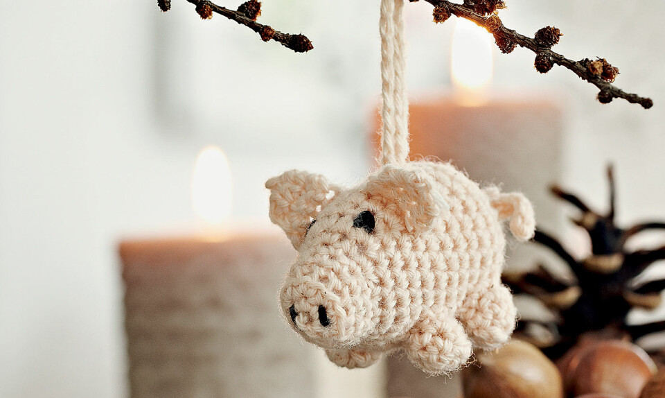 Julehæklerier: Hækl den sødeste julegris fra Hendes Verden