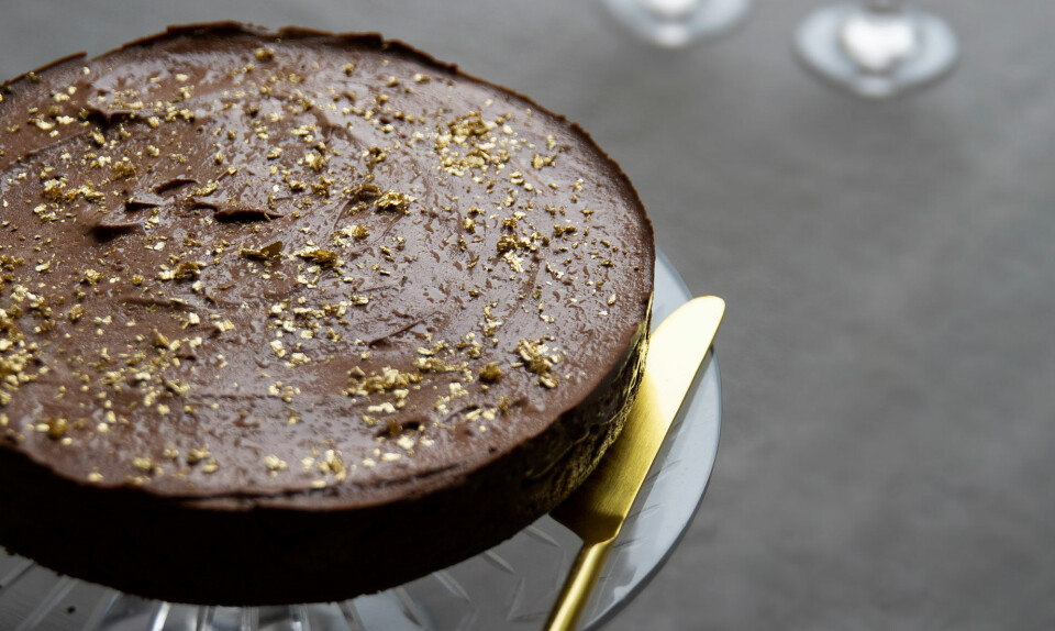 Nytårskage med chokolademousse