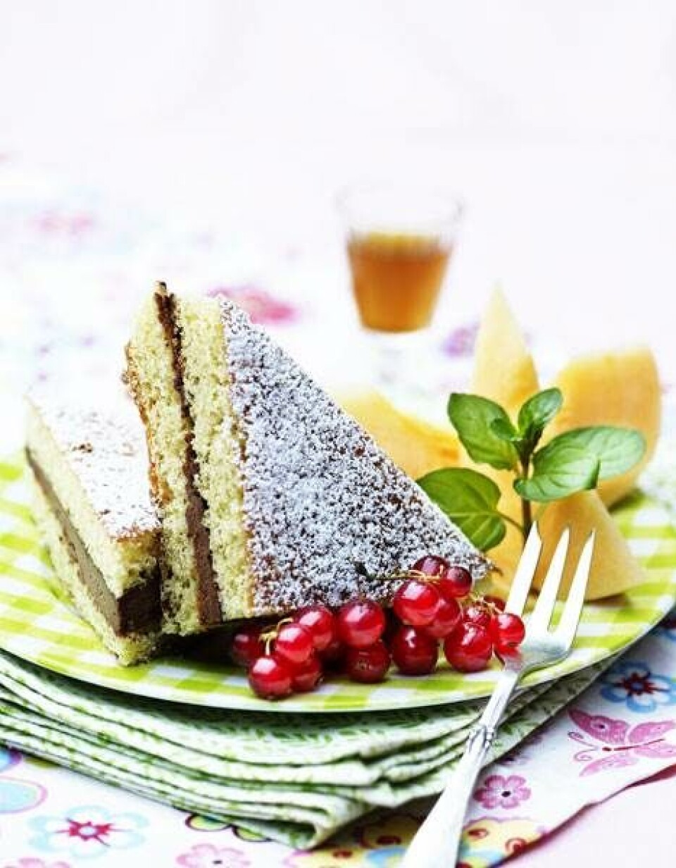 Issandwich med sommerbær