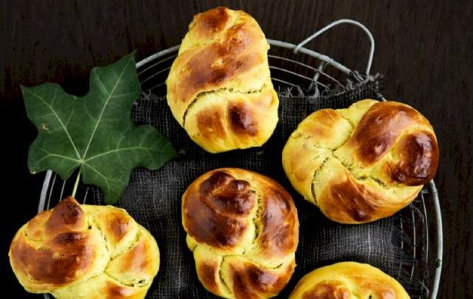 Juleboller med safran og sukat