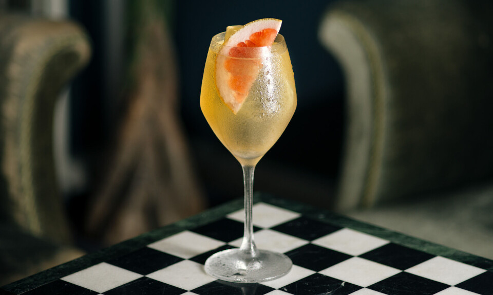 Fersken spritz med gin