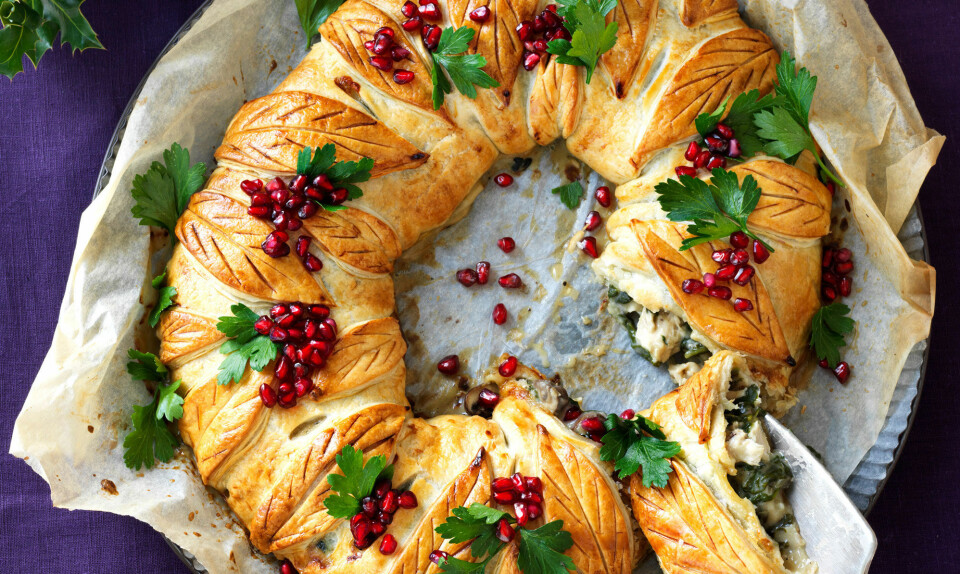 Bagt krans med kylling og spinat til julefrokosten