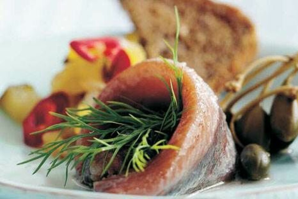 Sild med mango-agurke-relish