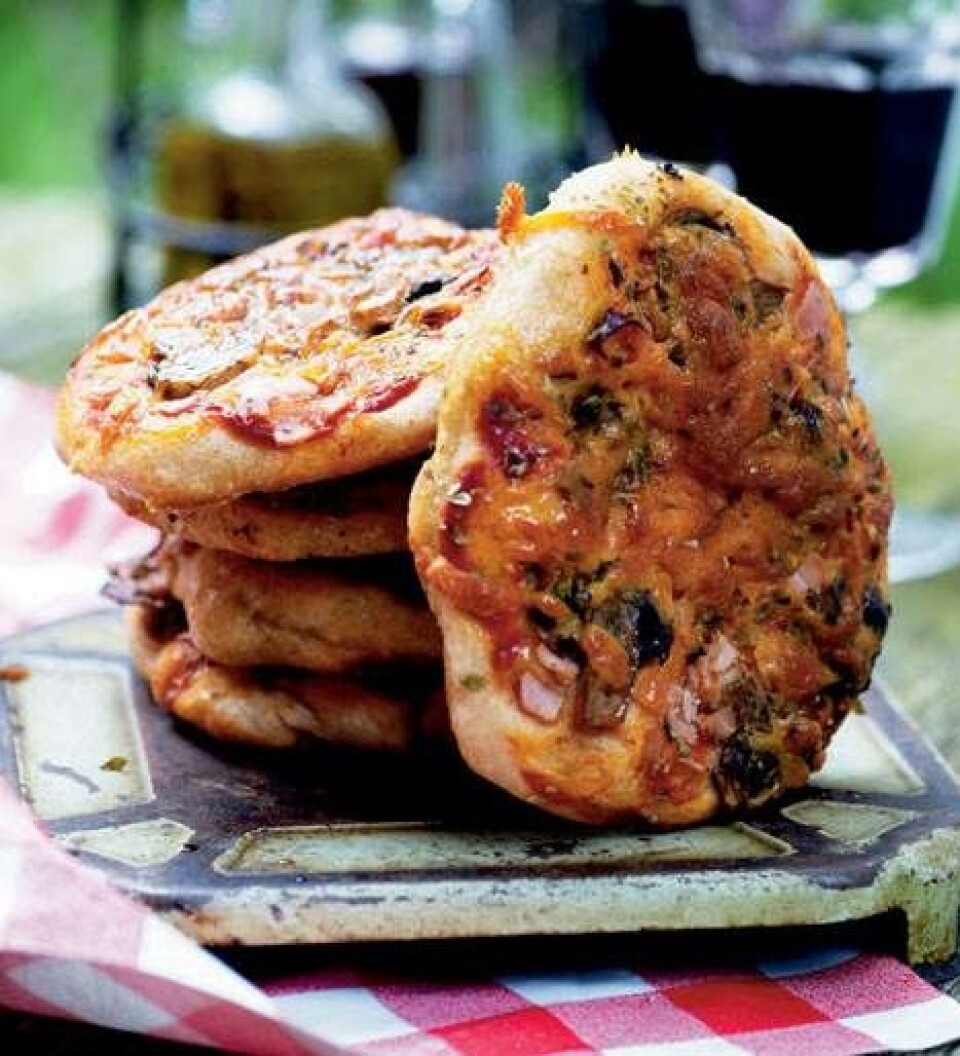 Minipizzaer med skinke og champignon