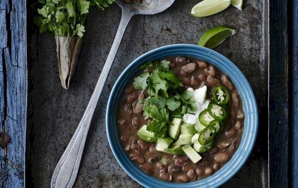Bønnesuppe med avocado