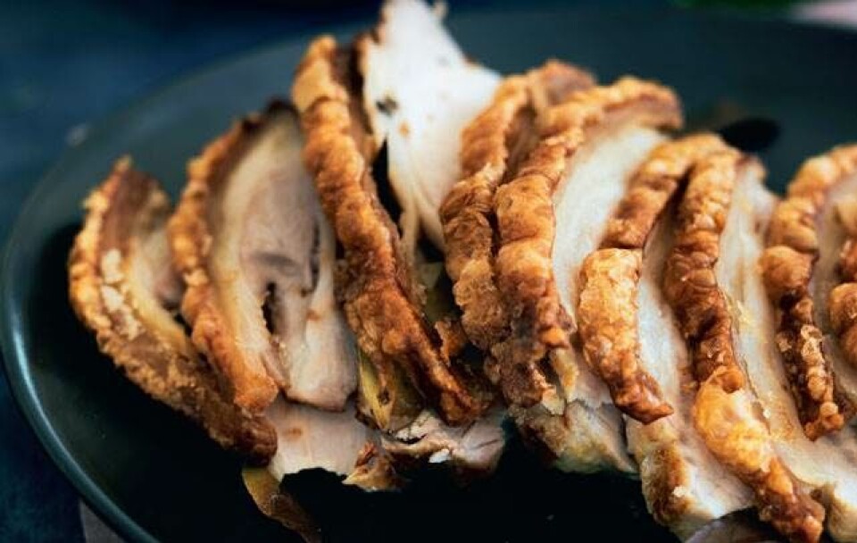 Flæskesteg med sprød svær