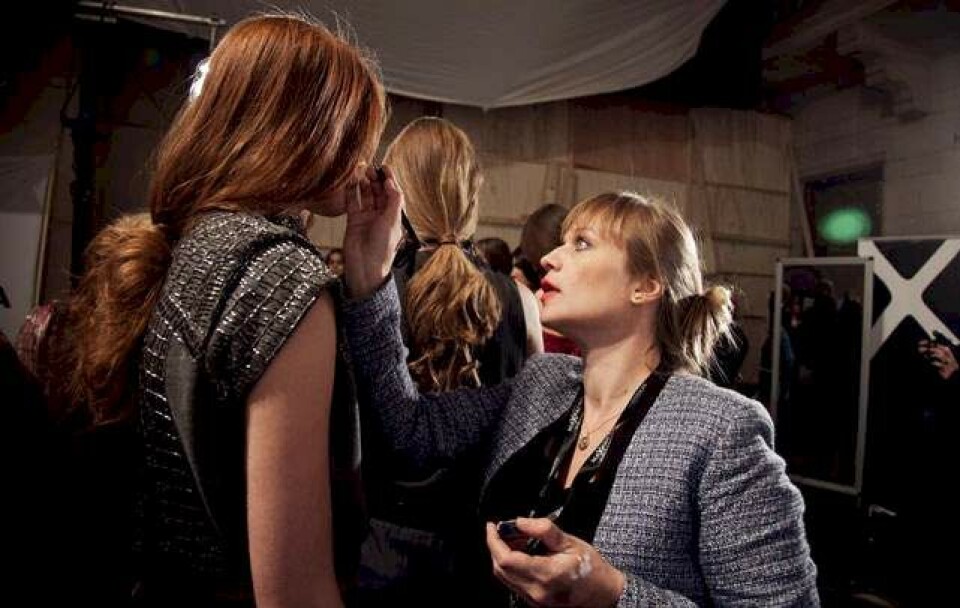 Makeupartist Mina Ingerslev giver gode råd til trætte morgener.