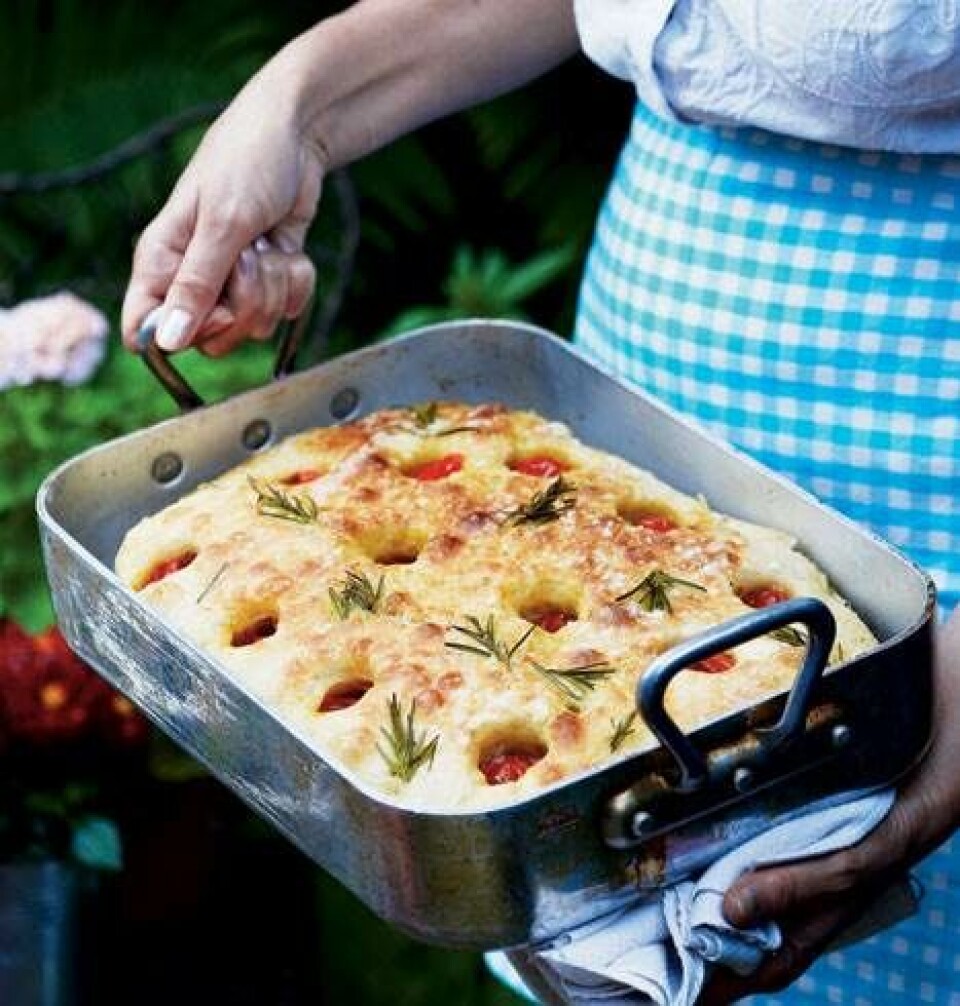 Focaccia med cherrytomater