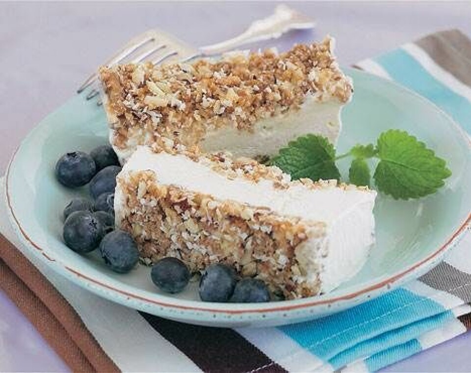 Issandwich med kokos og nødder