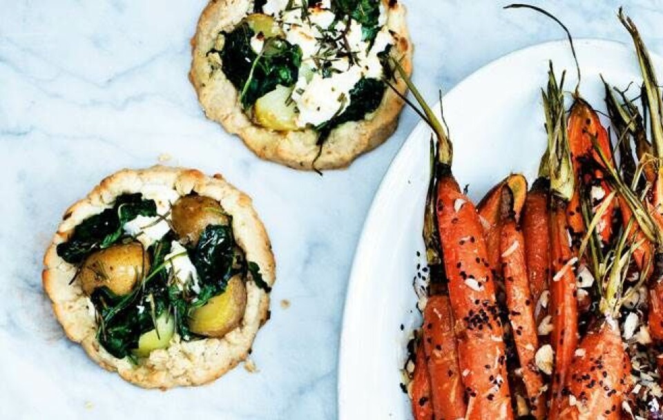 Spinat-galette & nye gulerødder med knas