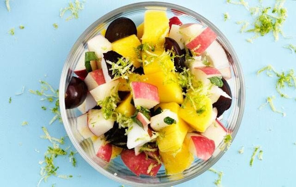Frugtsalat med æbler