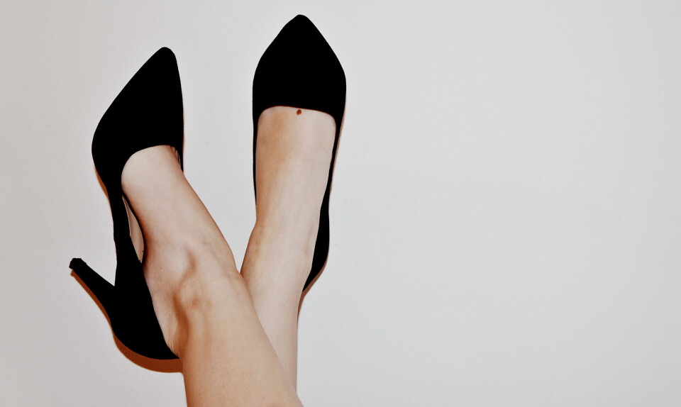 Det sker der i kroppen, når du går i høje hæle