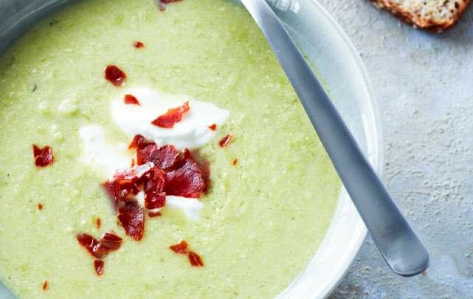 Edamamebønnesuppe med skyr