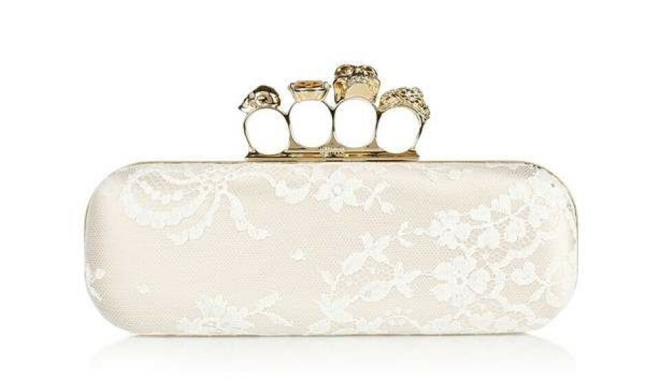 Bedårende blonder: clutch fra McQueen