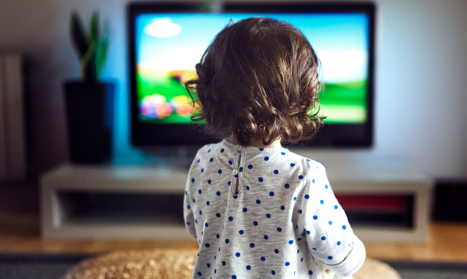 Baby ser tv