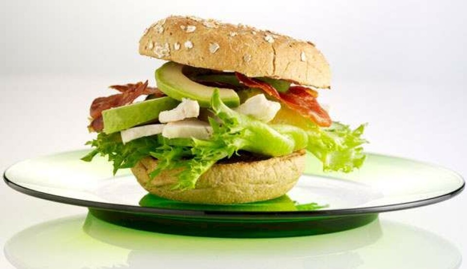Kyllingesandwich med parmaskinke