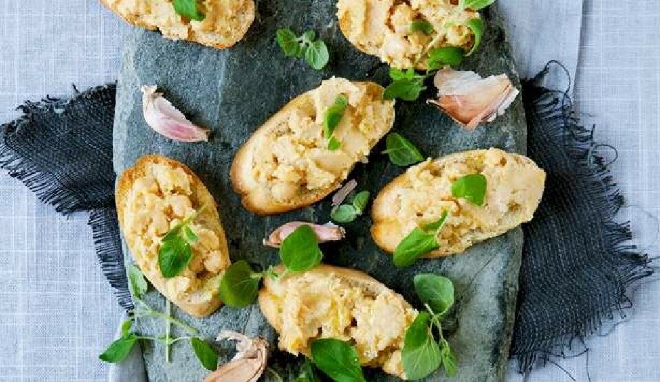 Crostini opskrift med kikærtemos