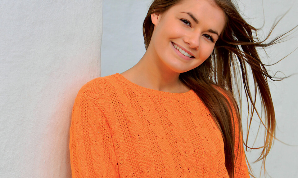 Strik selv: Bluse med kabler fra Hjemmet