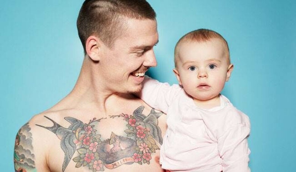 Se min far-tattoo: 'Den symboliserer kærligheden til min kone og datter'