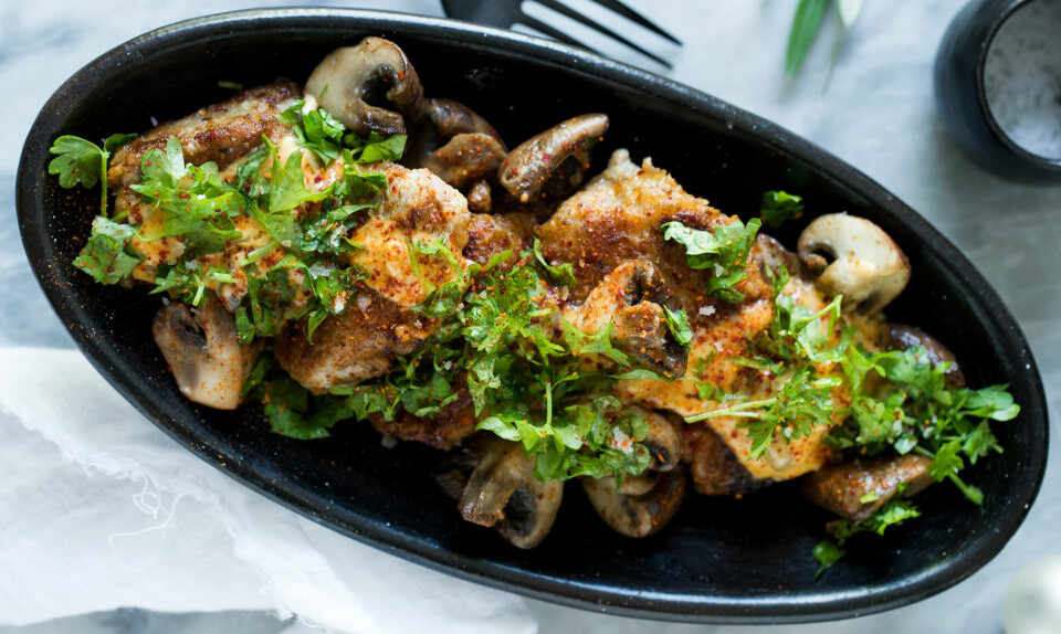Nemme mørbradbøffer med flødechampignon