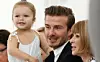 Lille Harper Beckham charmer Anna Wintour i gulvet