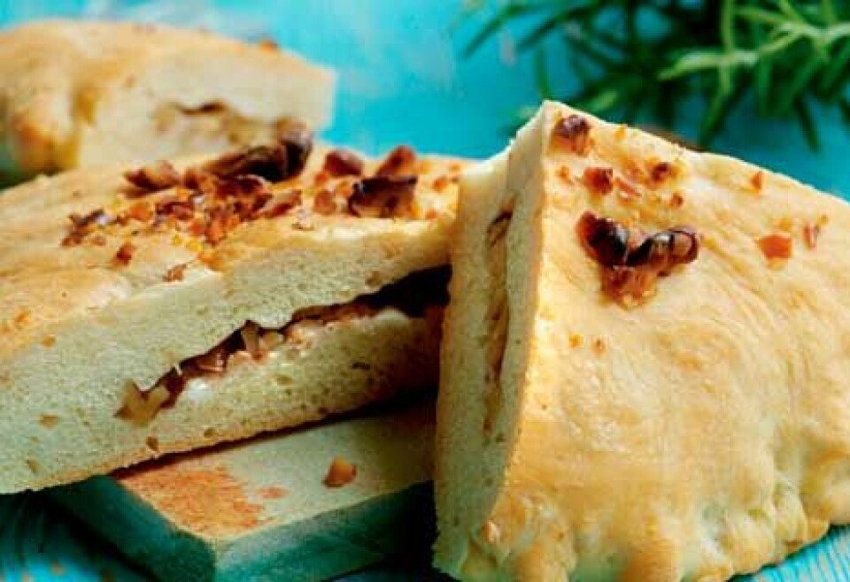 Focaccia med nødder