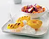 Råkost og grillet fersken med skyrcreme