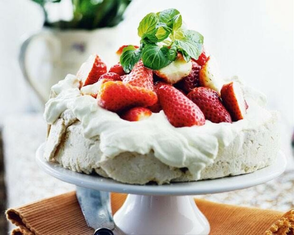 Pavlova med jordbær