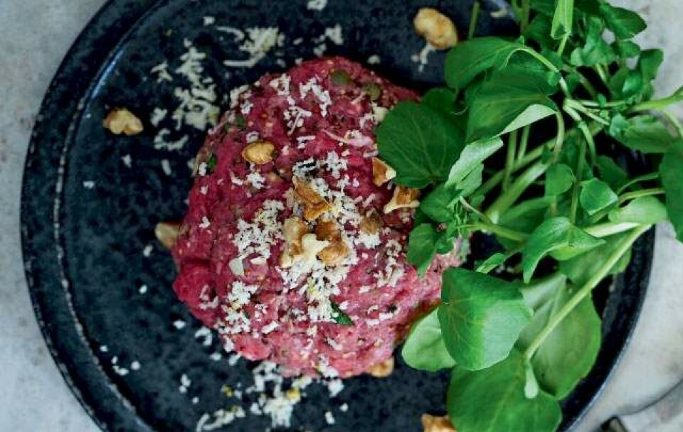 Tatar med brøndkarse og peberrod