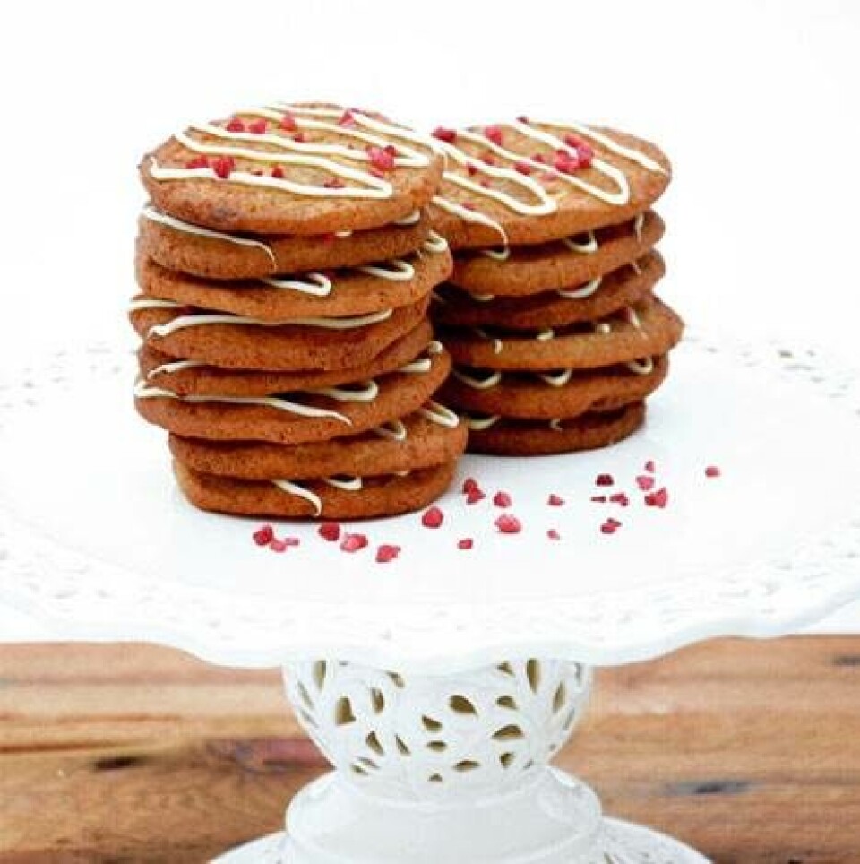 Lakridscookies med citron og hvid chokolade fra Hjemmet
