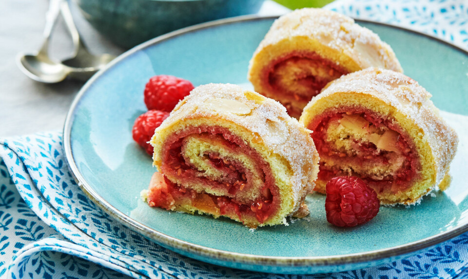 Roulade med friske hindbær