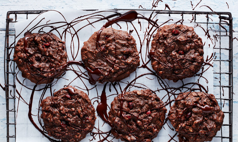 Havrecookies med chiafrø og chokolade