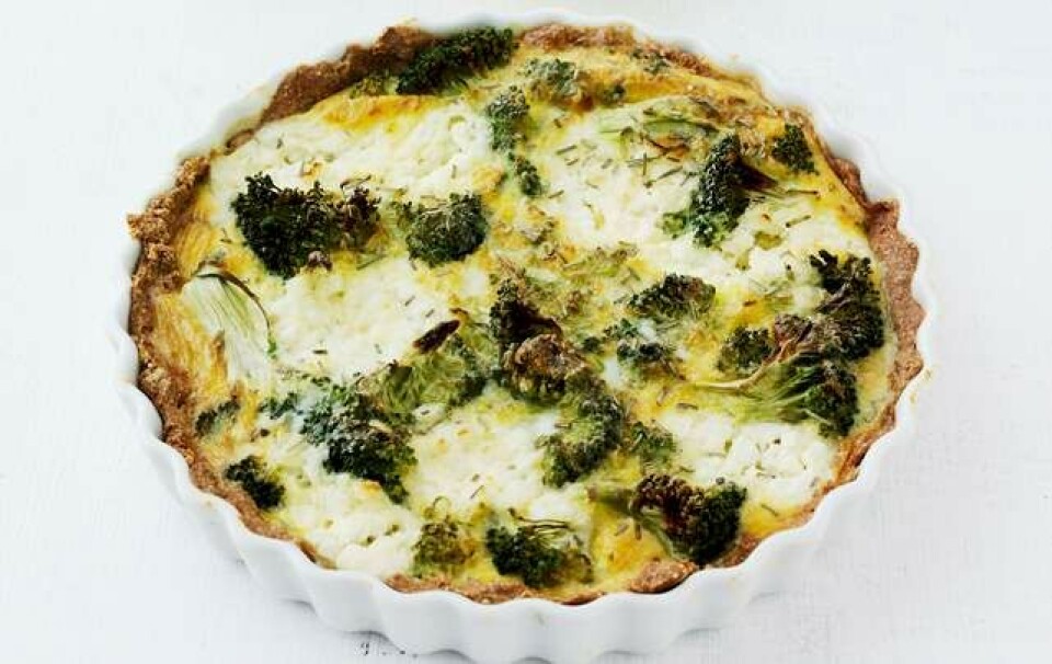Hjemmelavet tærte med broccoli og ricotta