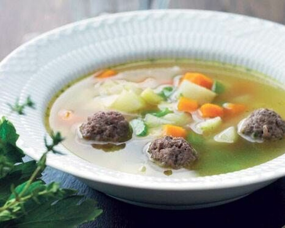 Suppe med kødboller