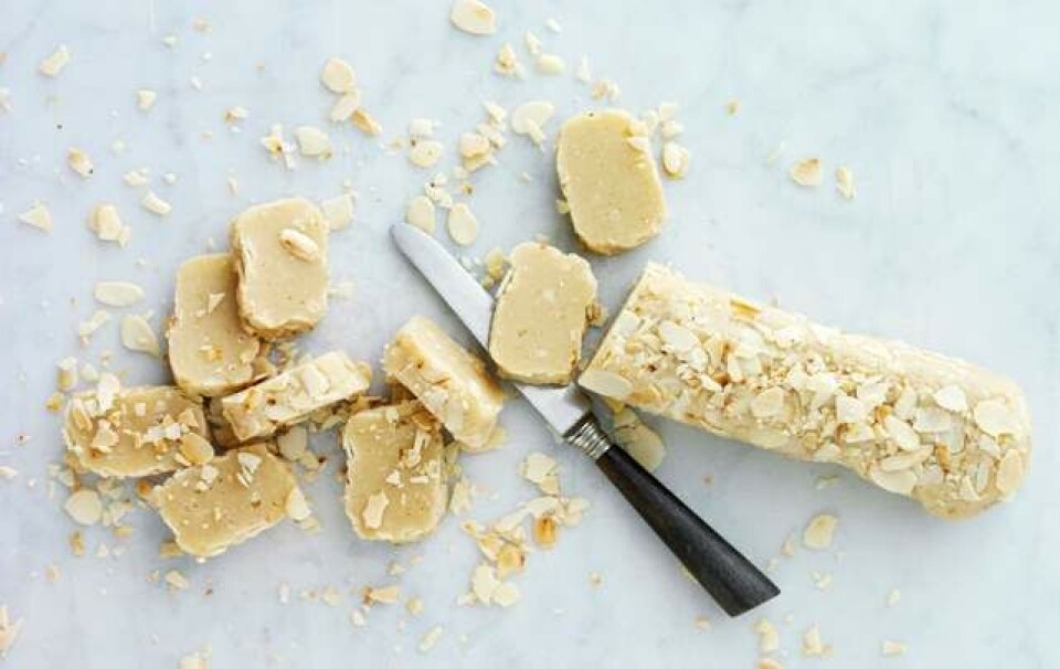 Hvid chokolade-nougat