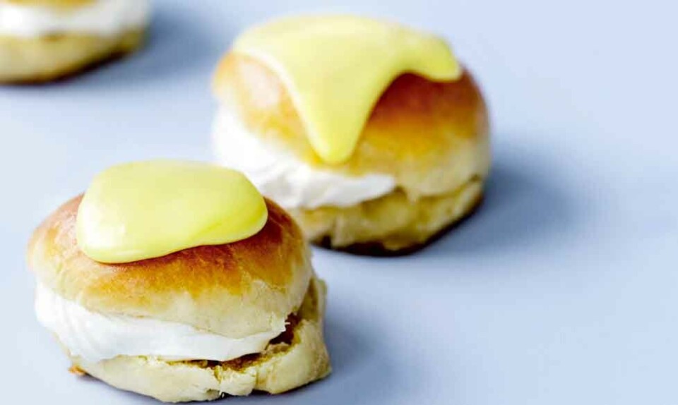 Fastelavnsboller med marcipan