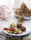 Minibøffer med blommesalat