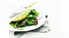 Opskrift: Urteomelet med salat