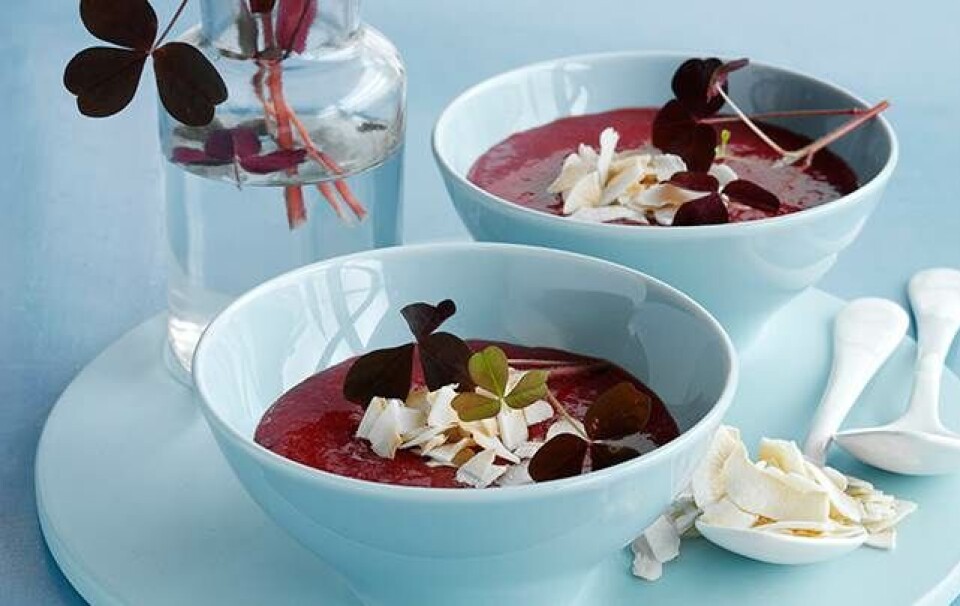 kold jordbærsuppe