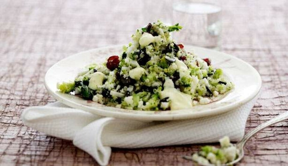Opskrift på quinoa med blomkål, broccoli og græskar i safranyoghurt