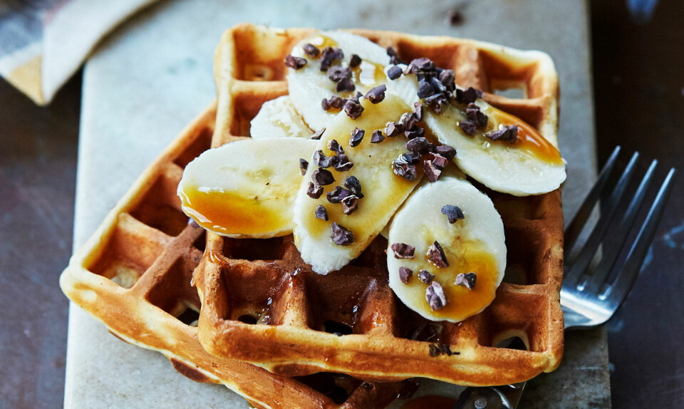 Vaffel med banan og ahornsirup