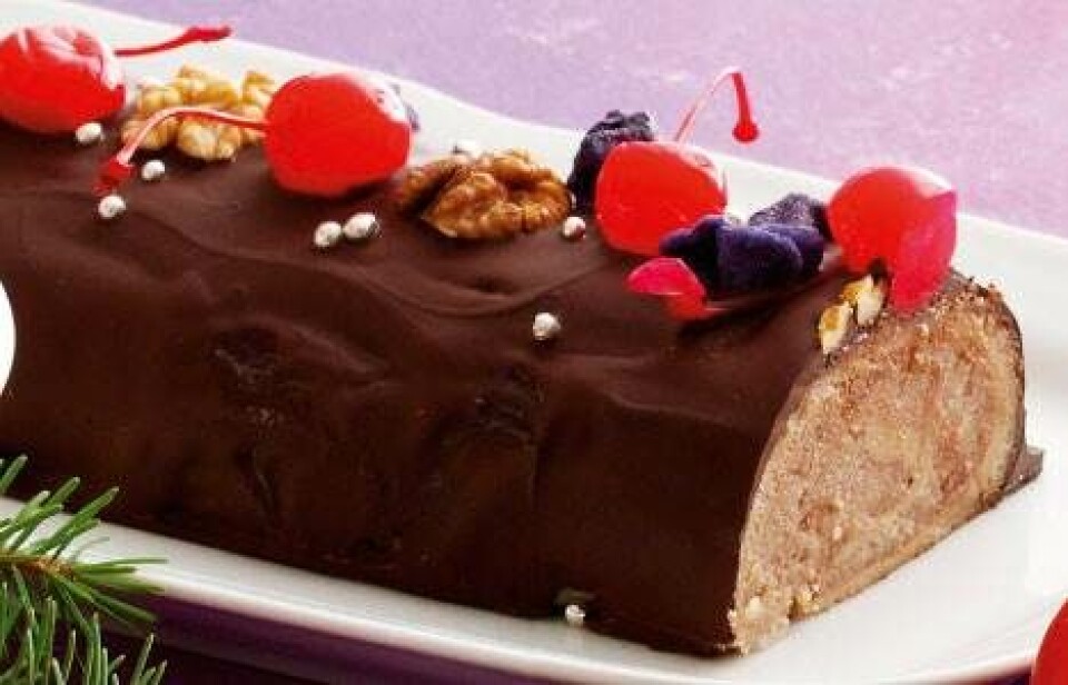 Marcipantræstamme med blød nougat